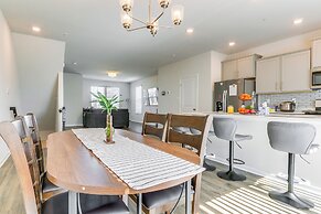 2 Mi to Dtwn Frederick: Updated Townhome