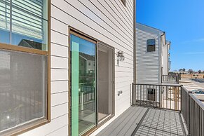 2 Mi to Dtwn Frederick: Updated Townhome