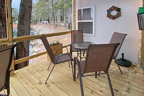 8 Mi to Cathedral Caverns: Tiny Home Hideaway