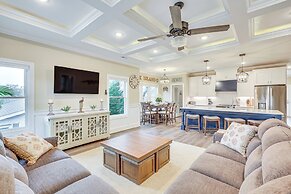 2 Mi to Long Beach: Home w/ Patio & Putting Green!