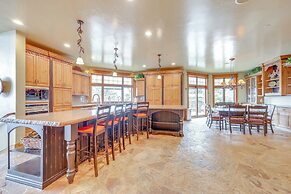 Hot Tub + Views: Luxe Mountain Escape in Yucaipa