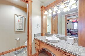 Hot Tub + Views: Luxe Mountain Escape in Yucaipa