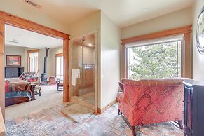 Hot Tub + Views: Luxe Mountain Escape in Yucaipa