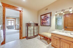 Hot Tub + Views: Luxe Mountain Escape in Yucaipa