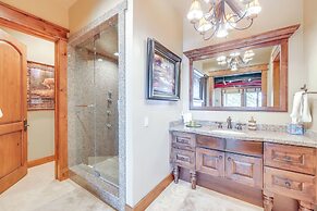 Hot Tub + Views: Luxe Mountain Escape in Yucaipa