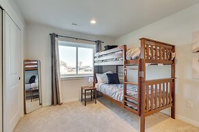 13 Mi to University of Wisconsin: Suburban Home