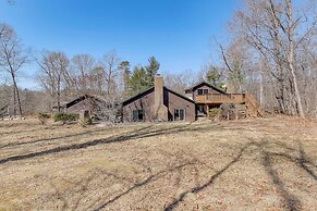 Waterfront Cabin on 32 Acres in Leesburg!