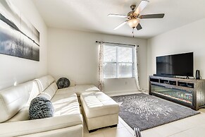 7 Mi to Usta: Waterfront 'tennis House' w/ Yard!