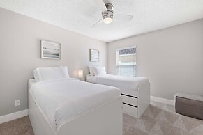 Saltwater Pool & Spa at Home in Bradenton