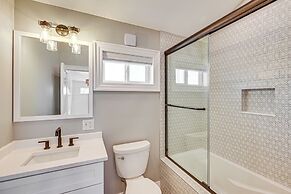 Views, Swimming & Family Fun: Chapman Lake Retreat