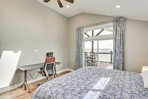 Views, Swimming & Family Fun: Chapman Lake Retreat