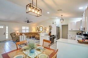 10 Mi to Beaches: Port Charlotte Paradise