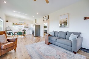 Hot Tub, Boat Ramp: Cabin Close to Canyon Lake