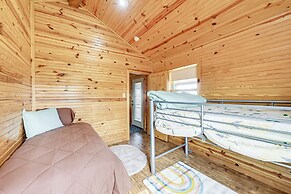 Pond Access & Deck: Peaceful Ballantine Getaway!