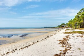 Family Beach Getaway in St Teresa: Bike to Ocean!