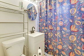 3 Mi to Hard Rock Casino: Charming Home in Gary!