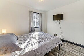 3 Mi to Hard Rock Casino: Charming Home in Gary!