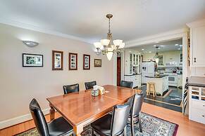 6 Blocks to Sjsu: Cozy Bungalow w/ Deck & Koi Pond