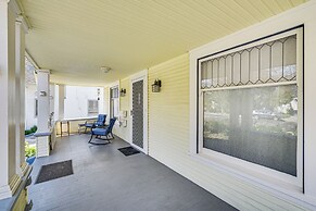 6 Blocks to Sjsu: Cozy Bungalow w/ Deck & Koi Pond