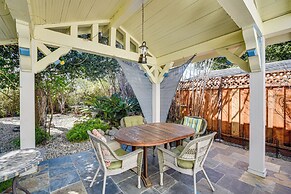 6 Blocks to Sjsu: Cozy Bungalow w/ Deck & Koi Pond