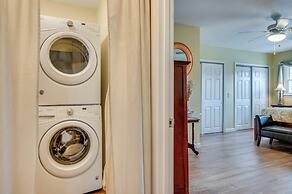 Near Beaches & Waterfront Dining: Home in Hampton!
