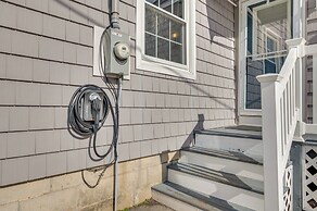 Near Beaches & Waterfront Dining: Home in Hampton!