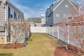 Near Beaches & Waterfront Dining: Home in Hampton!