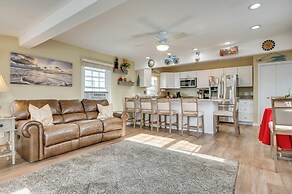 Near Beaches & Waterfront Dining: Home in Hampton!