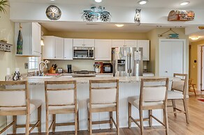 Near Beaches & Waterfront Dining: Home in Hampton!