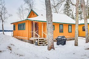 South Twin Lake Cabin w/ Seasonal Dock & Slip!