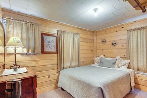 South Twin Lake Cabin w/ Seasonal Dock & Slip!