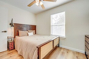 Close to Canyon Lake: Cabin - Boat Ramp & Hot Tub