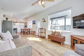 Close to Canyon Lake: Cabin - Boat Ramp & Hot Tub