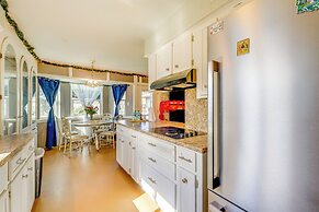 9 Mi to Dtwn: Spacious Retreat in Corpus Christi!