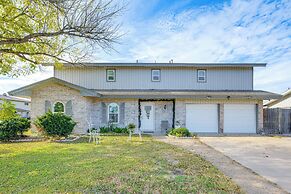 9 Mi to Dtwn: Spacious Retreat in Corpus Christi!