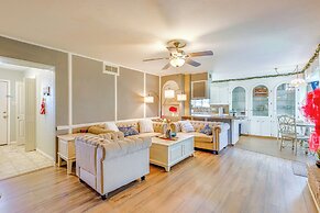 9 Mi to Dtwn: Spacious Retreat in Corpus Christi!