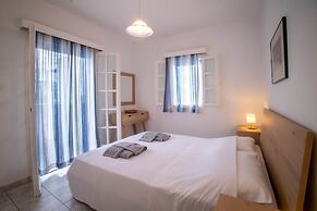 Naoussa Breeze Residence