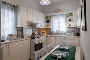 Naoussa Breeze Residence