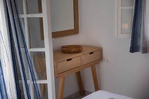 Naoussa Breeze Residence