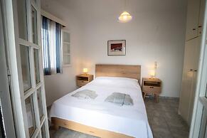 Naoussa Breeze Residence