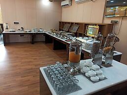 Foxoso Aaristo Baga Beach Resort