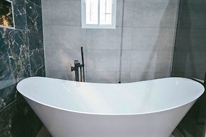 Phoenix Luxury Apartments