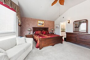 Coastal Getaway 5 Bedroom Home