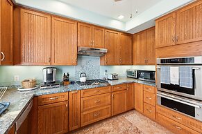 Coastal Getaway 5 Bedroom Home