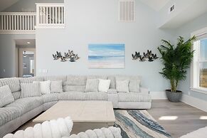 Fins & Feathers 3 Bedroom Home
