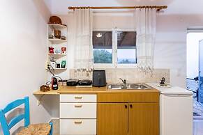 Petalidi Sunny Home One