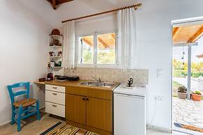 Petalidi Sunny Home One