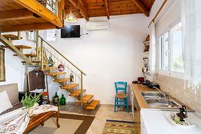 Petalidi Sunny Home One