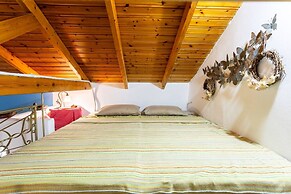 Petalidi Sunny Home One