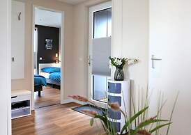 Coastal Comfort With Terrace